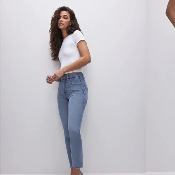 Good American straight leg jeans - New with tags!